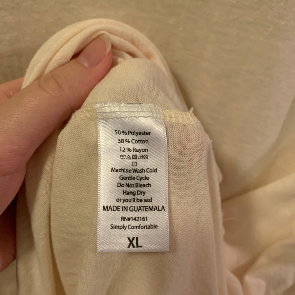 Lularoe Randy with Tattoo Style Sleeves - Picture 3 of 4